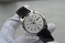 April 1986 Seiko 5 7009 3080 Automatic White Dial Men's Leather Watch