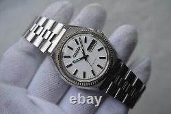 December 1976 Vintage Men's Citizen Fluted Rare White Automatic Watch