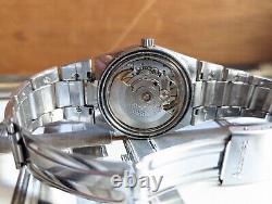 Gents Vintage Accurist automatic 21 Jewels Day Date Bracelet Watch Working