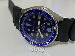 NOS Seiko Automatic 200m divers watch Blue dial Watch Japan Made