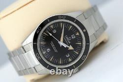Omega Seamaster 300m Master Co-Axial Chronometer Automatic Watch (2019)