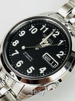 Seiko 5 Automatic Black Dial Silver Stainless Steel Bracelet Mens Watch SNK381K1