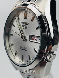 Seiko 5 Automatic Silver Dial Steel Bracelet Mens Watch SNK355K1 RRP £199