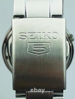 Seiko 5 Automatic Silver Steel Bracelet Black Dial Mens Watch SNK795K1