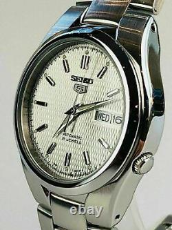 Seiko 5 Automatic Silver/White Dial Stainless Steel Mens Watch SNK601K1