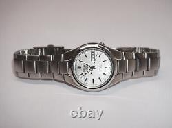 Seiko 5 Mens Day Date Automatic Watch SNK601K Stainless Steel 21 Jewels