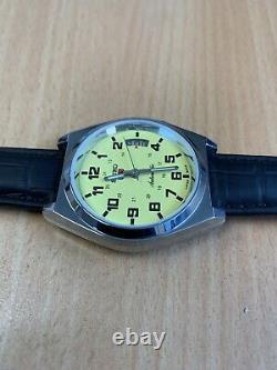 Seiko 5 Stunning automatic men's steel Yellow dial date vintage Watch UK Seller