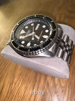 Seiko Diver's Watch Men's Black automatic Perfect Working Order. SKX007K