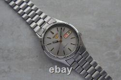 September 1997 Seiko 5 7S26 3100 Automatic Silver Dial Men's Bracelet Watch
