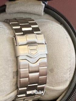 Stunning TAG Heuer 2000 Series Silver Fully Mens Automatic Watch WK2116-1