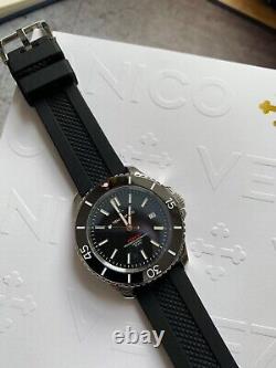 Venezianico Automatic Watch Black Diver Ceramic Nereide Canova Bracelet WR200