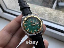 Vintage Rado Voyager Automatic Green dial day/date Gents wrist watch swiss made